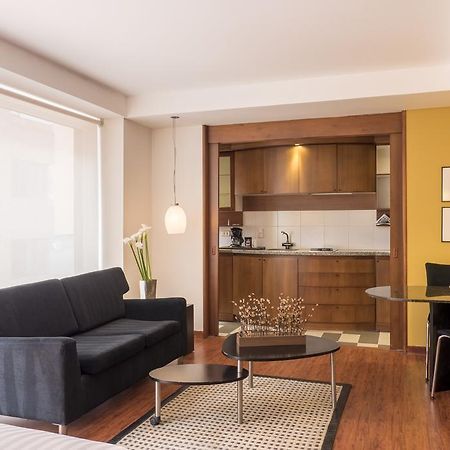 בוגוטה Hotel Lugano Suites מראה חיצוני תמונה