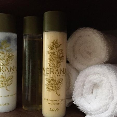 בוגוטה Hotel Lugano Suites מראה חיצוני תמונה
