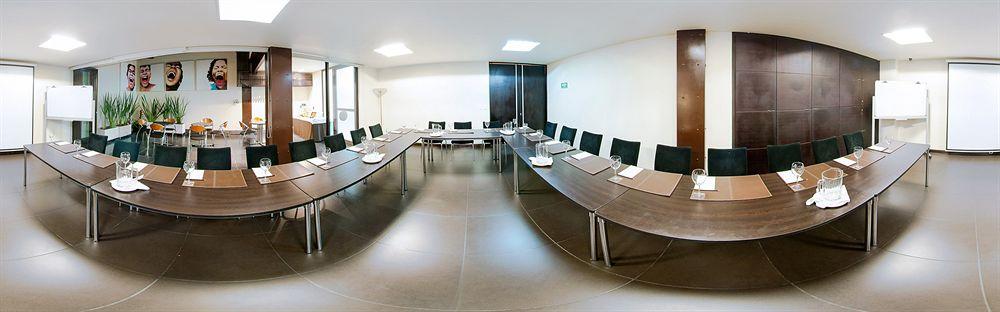 בוגוטה Hotel Lugano Suites מראה חיצוני תמונה