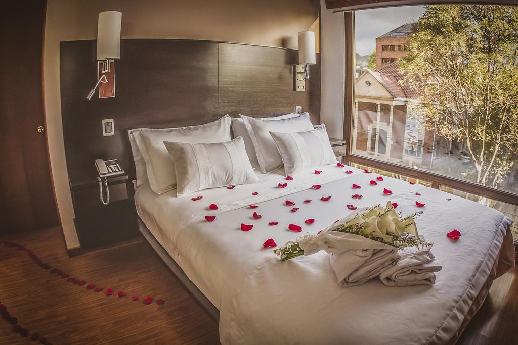 בוגוטה Hotel Lugano Suites מראה חיצוני תמונה