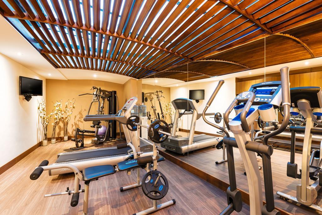 בוגוטה Hotel Lugano Suites מראה חיצוני תמונה