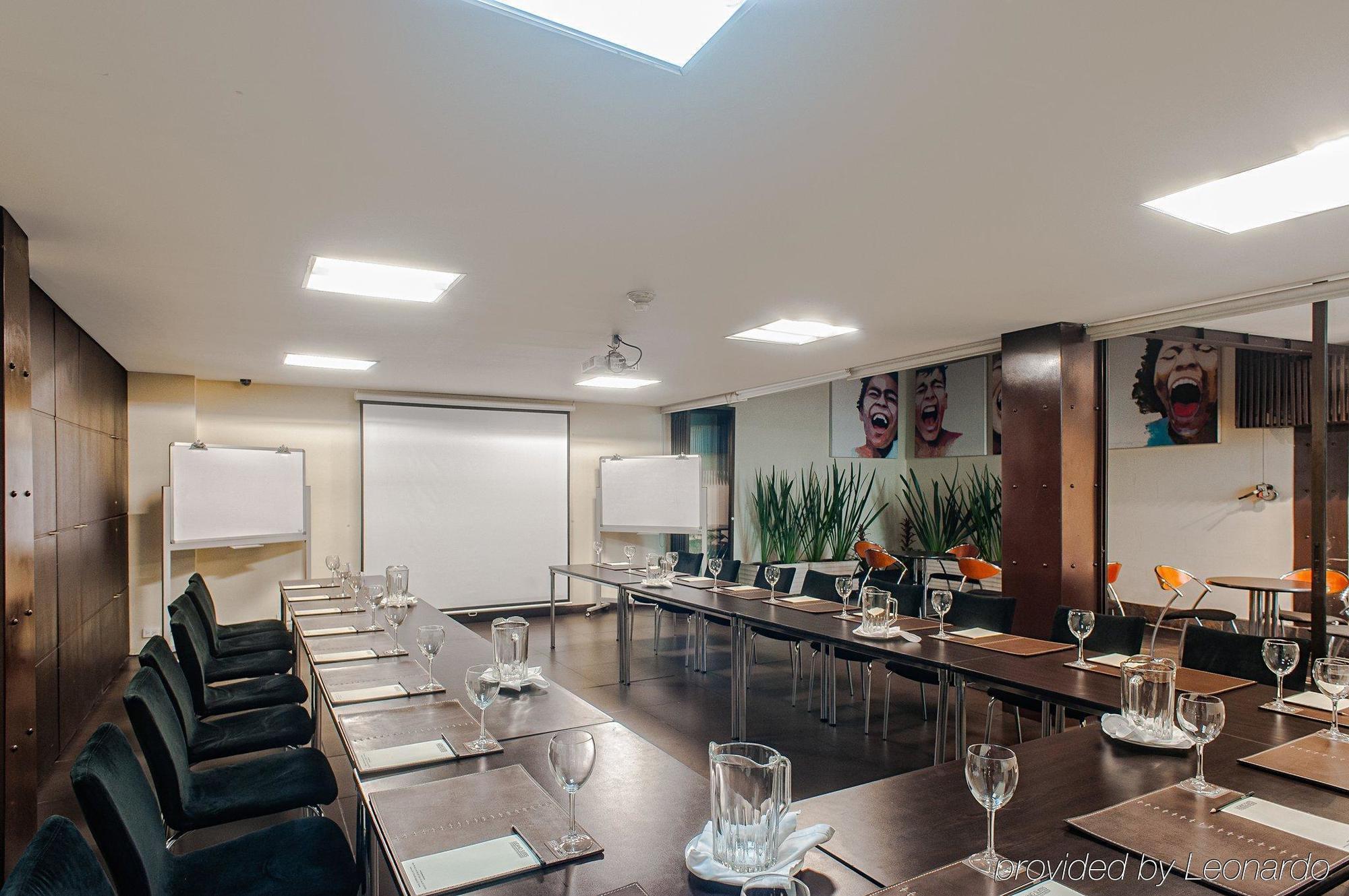 בוגוטה Hotel Lugano Suites מראה חיצוני תמונה