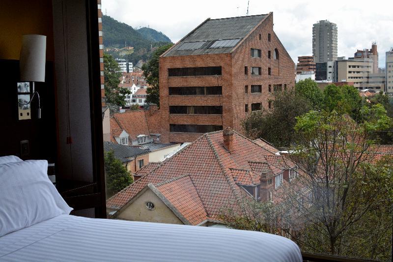 בוגוטה Hotel Lugano Suites מראה חיצוני תמונה