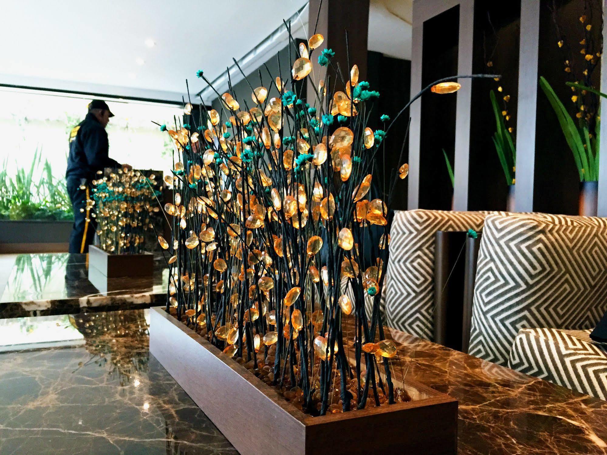 בוגוטה Hotel Lugano Suites מראה חיצוני תמונה