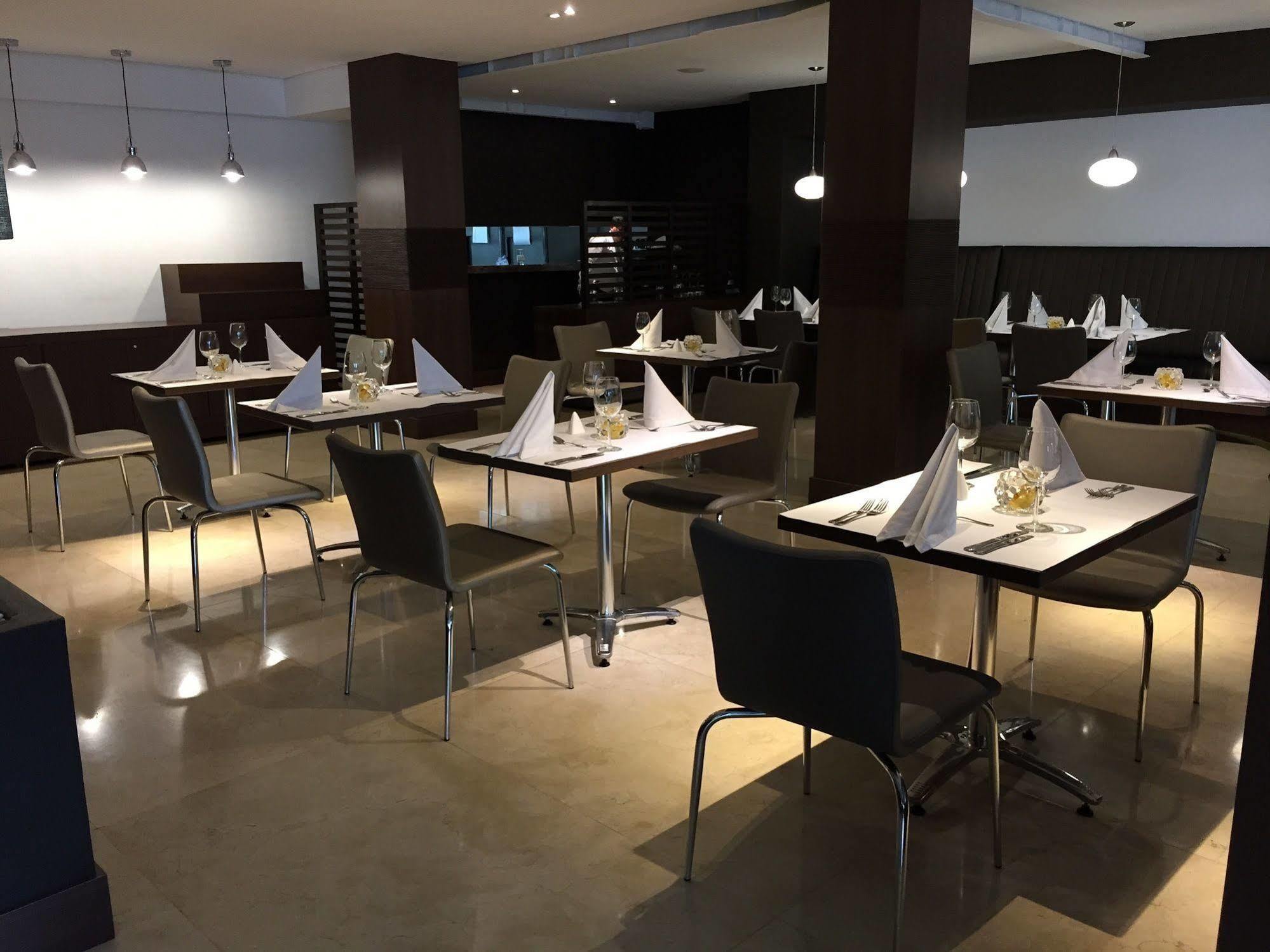 בוגוטה Hotel Lugano Suites מראה חיצוני תמונה