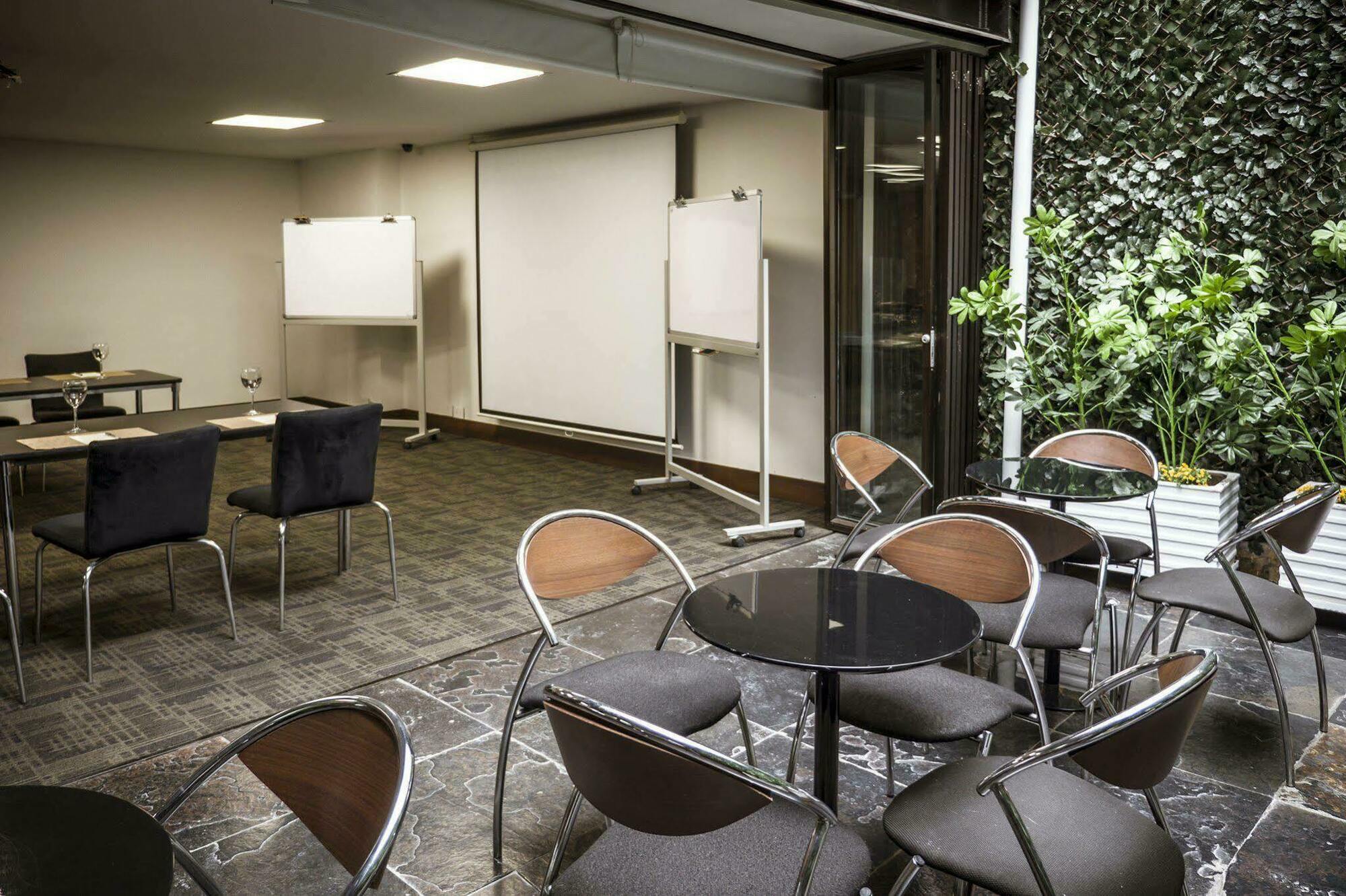 בוגוטה Hotel Lugano Suites מראה חיצוני תמונה