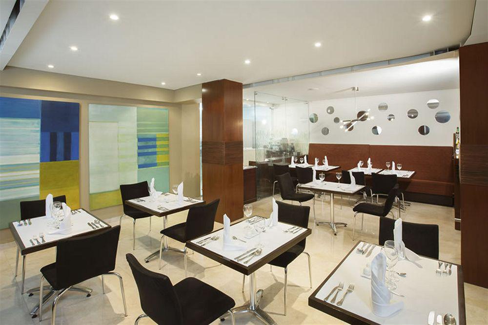 בוגוטה Hotel Lugano Suites מראה חיצוני תמונה
